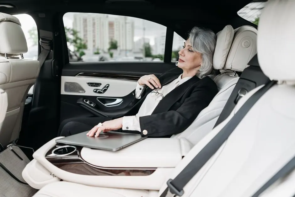 Airport Limo Service LLC. ready to serve Tarpon Springs